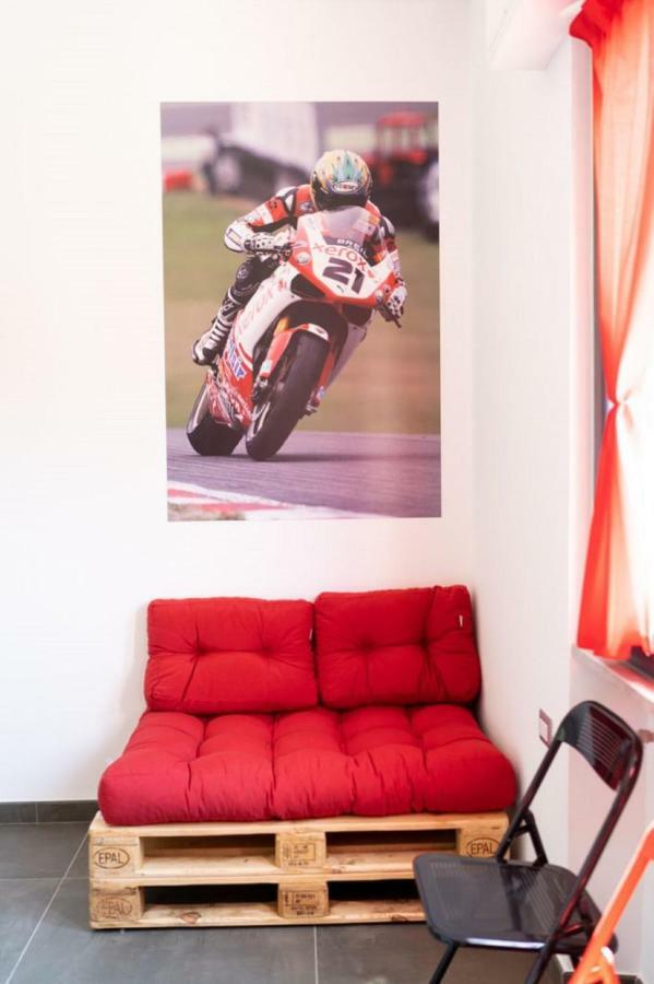Italian Piston House Sport Moto Rent Bed & Breakfast Millesimo Exterior foto
